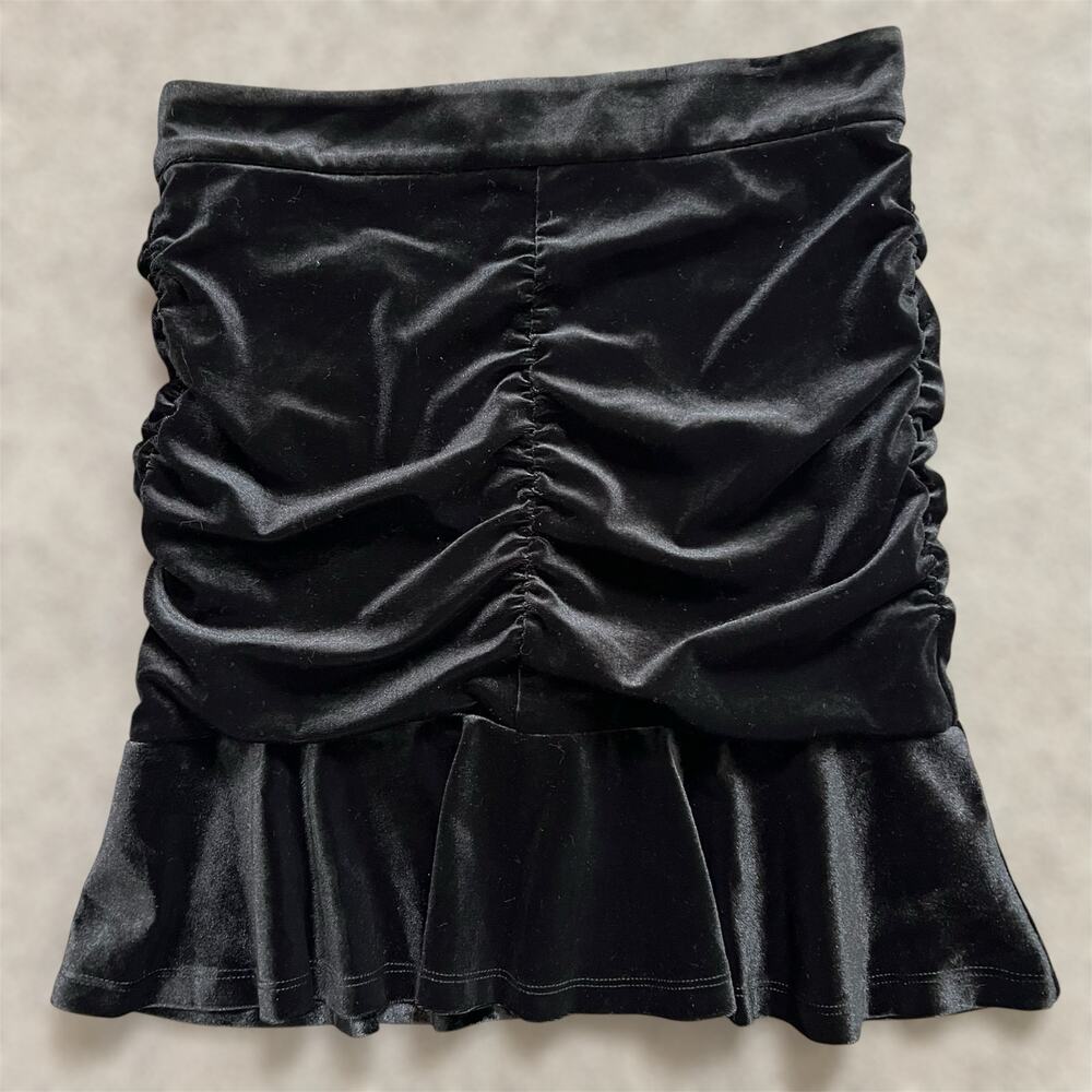 & Other Stories Mini Skirt 6 Womens Black Velvet Flounce Ruffle Hem Ruched Chic - Picture 2 of 9